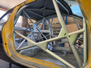 Photo de galerie - Relation et soudure d’un arceau pour voiture de rallye 