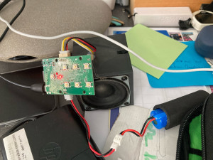 Photo de galerie - Dépannage enceinte / micro Bluetooth 