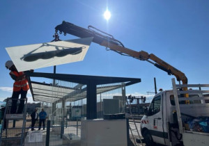 Photo de galerie - Pose d’abris bus / car port
