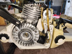 Photo de galerie - Remise en état complète tronçonneuse Stihl MS 260