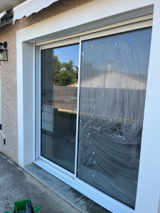Photo de galerie - Nettoyage de vitres