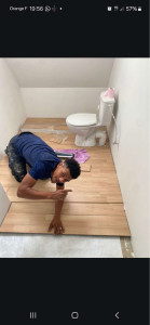 Photo de galerie - Pose de parquet dans une salle de bain 