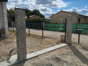 Photo de galerie - Création seuil et piliers de portail 