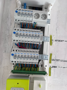 Photo de galerie - Création tableau électrique 