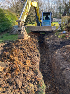 Photo de galerie - Mise en tranchée de fourreaux technique 