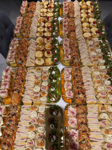 Photo de galerie - Plateau mignardises pour un anniversaire de 30 personnes au choix des clients ☺️