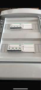 Photo de galerie - Pose de compteur triphasé pour recharge voiture électrique 