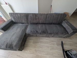 Photo de galerie - Je nettoie les canapés avec la machine 