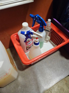 Photo de galerie - Produits nécessaires pour le nettoyage utilisés. 