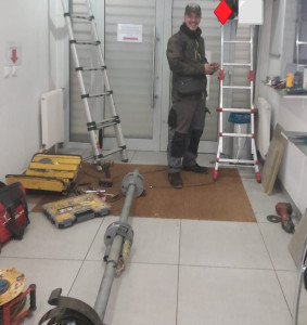 Photo de galerie - Installation rideau métallique 