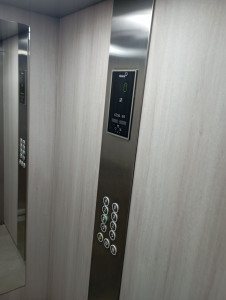 Photo de galerie - Nettoyage ascenseur 