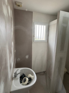 Photo de galerie - Salle de bain en travaux 