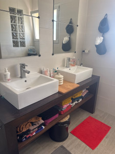 Photo de galerie - Nettoyage complet de salle de bain, prestation soignée et minutieuse