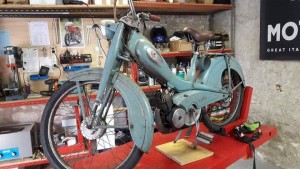 Photo de galerie - Réparation vélo - moto
