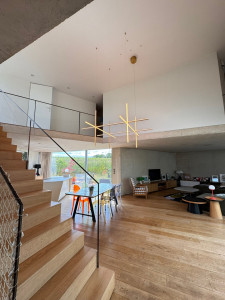 Photo de galerie - Pose d’un luminaire d’architecte 