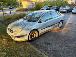 Photo de galerie - Je fais aussi de la revente de véhicules et du dépôt vente tous véhicules 