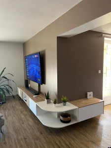 Photo de galerie - Réalisation d’un meuble TV sur mesure