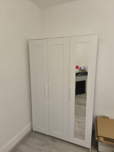 Photo de galerie - Armoire ikea brimnes 3 portes