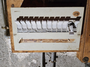 Photo de galerie - Changement ancien tableau de répartition