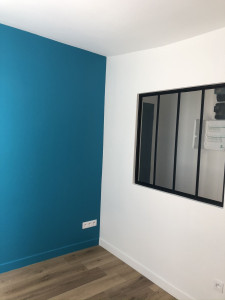 Photo de galerie - Montage de cloison,pose verrière,pose parquet, travaux de peinture.