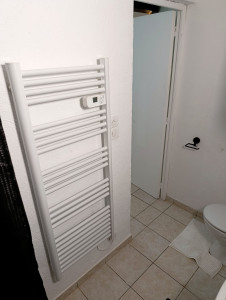 Photo de galerie - Pose sèche serviette 