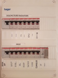 Photo de galerie - Remplacement anciens radiateurs électriques + remplacement interrupteurs différentiels et remise en conformité du tableau électrique 