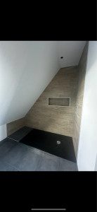 Photo de galerie - Réalisation faïence imitation parquet plus sol 45x45