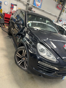 Photo de galerie - L’aile avant a changé