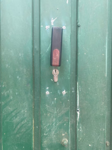 Photo de galerie - Changement de barillet d’une porte de garage,