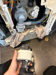 Photo de galerie - Remplacement de  pompe de cyclage 