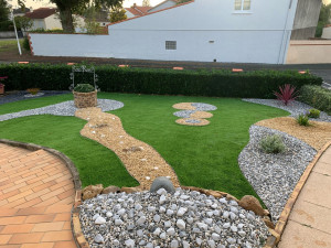 Photo de galerie - Réalisation d’un devant de maison