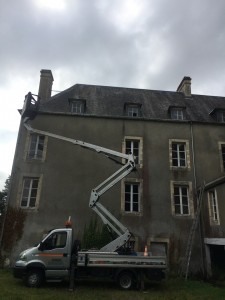 Photo de galerie - Réparations toiture,nettoyage gouttières