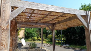 Photo de galerie - Pergola avec canisse