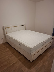 Photo de galerie - Montage le lit. 