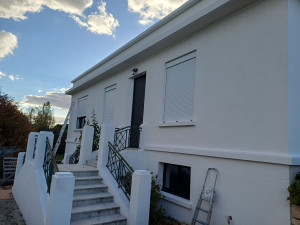 Photo de galerie - Maison entière à peindre 2 couche. 