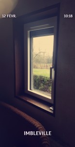 Photo de galerie - Pose de petite fenêtre 