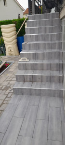 Photo de galerie - Escalier au carrelage 