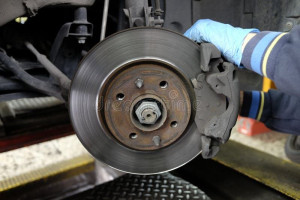 Photo de galerie - Remplacement freins et vérification 