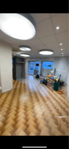 Photo de galerie - Avant rénovation entière salon de coiffure 