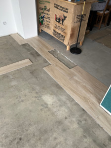 Photo de galerie - Suite de la pose de parquet