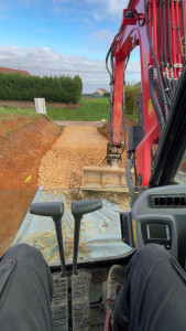 Photo de galerie - Terrassement / étalages de calcaire 