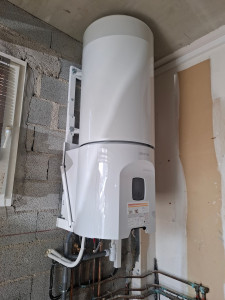 Photo de galerie - Remplacement d'une chaudière par une pompe à chaleur air-eau.