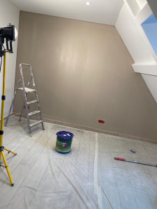 Photo de galerie - Revêtement de sol tout tipe peinture intérieure , extérieur 