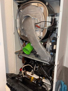 Photo de galerie - Dépanna chaudière condensation 