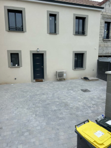 Photo de galerie - Réalisation d’une cour en Pavé autobloquant