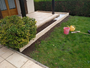 Photo de galerie - Création de parterre de fleurs 