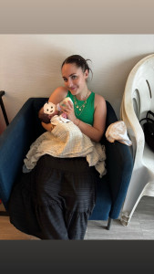 Photo de galerie - Baby sitting ! 