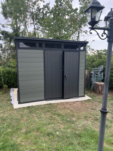 Photo de galerie - Montage d un abris de jardin 