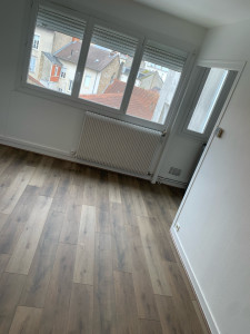 Photo de galerie - Mise en peinture et Pose de parquet 