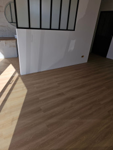 Photo de galerie - Pose de parquet et peinture 